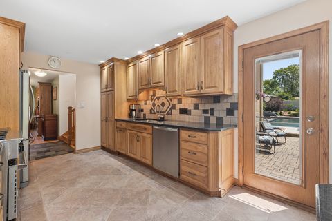 Tiny photo for 7933 Glen Lane, Darien, IL 60561 (MLS # 12685913)
