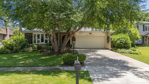 Tiny photo for 7933 Glen Lane, Darien, IL 60561 (MLS # 12685913)