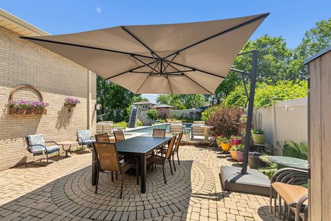 Tiny photo for 7933 Glen Lane, Darien, IL 60561 (MLS # 12685913)
