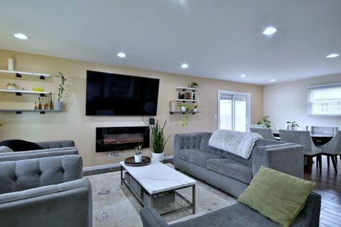 Tiny photo for 492 Bernice Court, Wheeling, IL 60090 (MLS # 12453761)