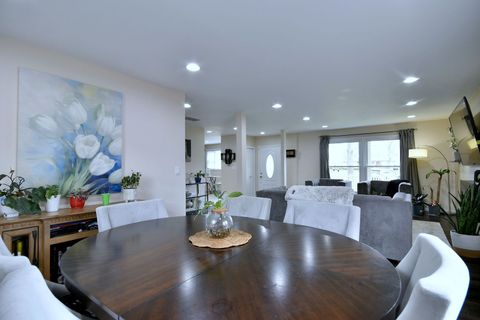 Tiny photo for 492 Bernice Court, Wheeling, IL 60090 (MLS # 12453761)