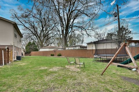 Tiny photo for 492 Bernice Court, Wheeling, IL 60090 (MLS # 12453761)