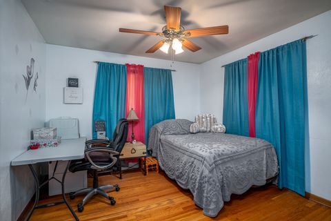 Tiny photo for 817 16th Street, Bettendorf, IA 52722 (MLS # 12611186)