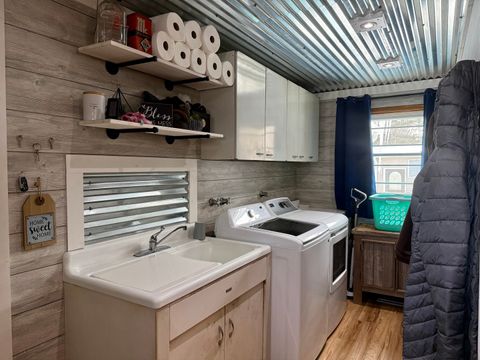 Tiny photo for 804 S Victor Street, Christopher, IL 62822 (MLS # 12558537)