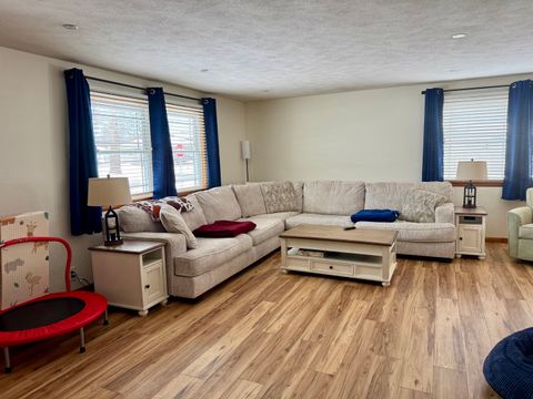 Tiny photo for 804 S Victor Street, Christopher, IL 62822 (MLS # 12558537)