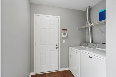 Tiny photo for 445 Le Parc Circle, Buffalo Grove, IL 60089 (MLS # 12640722)