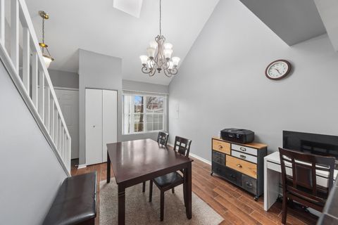 Tiny photo for 445 Le Parc Circle, Buffalo Grove, IL 60089 (MLS # 12640722)