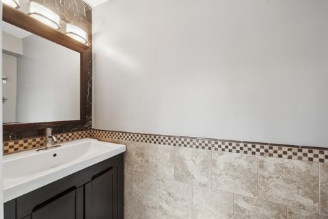 Tiny photo for 445 Le Parc Circle, Buffalo Grove, IL 60089 (MLS # 12640722)