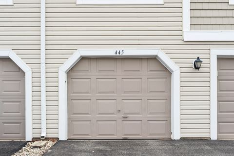 Tiny photo for 445 Le Parc Circle, Buffalo Grove, IL 60089 (MLS # 12640722)