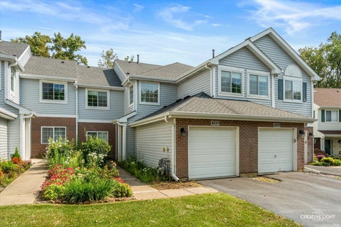 Tiny photo for 8225 Ripple Ridge Drive #8225, Darien, IL 60561 (MLS # 12745169)