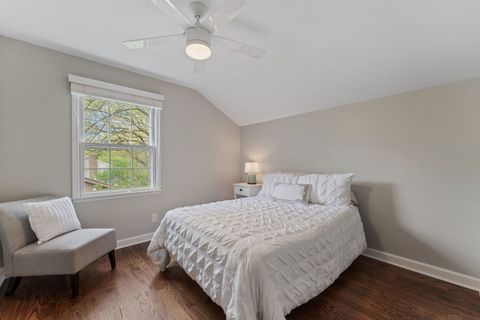 Tiny photo for 635 Oakview Drive, Algonquin, IL 60102 (MLS # 12649214)