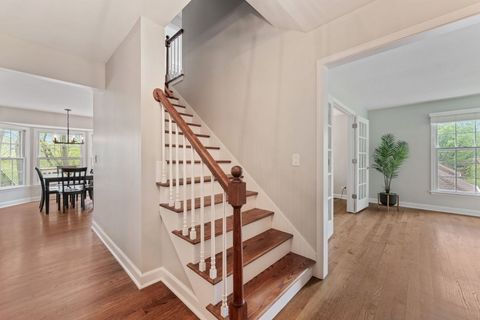 Tiny photo for 635 Oakview Drive, Algonquin, IL 60102 (MLS # 12649214)
