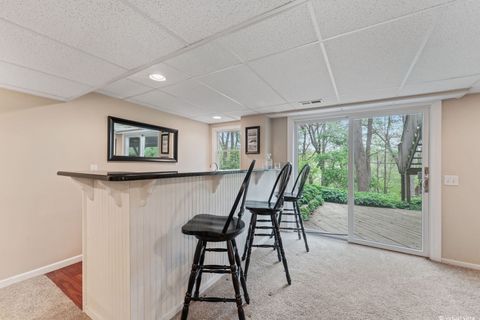 Tiny photo for 635 Oakview Drive, Algonquin, IL 60102 (MLS # 12649214)