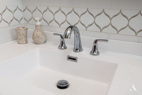 Tiny photo for 621 Clearmont Drive, Elk Grove Village, IL 60007 (MLS # 12555789)