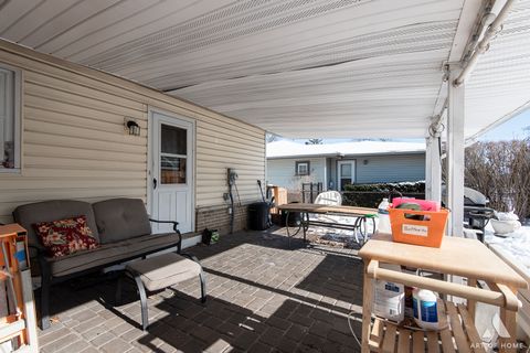 Tiny photo for 621 Clearmont Drive, Elk Grove Village, IL 60007 (MLS # 12555789)