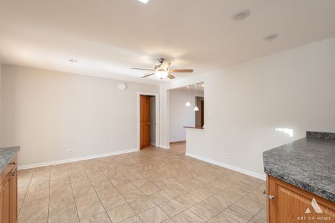 Tiny photo for 621 Clearmont Drive, Elk Grove Village, IL 60007 (MLS # 12555789)