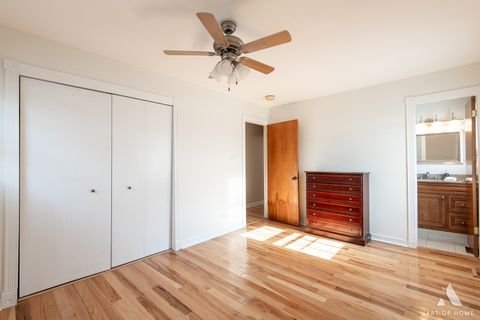 Tiny photo for 621 Clearmont Drive, Elk Grove Village, IL 60007 (MLS # 12555789)