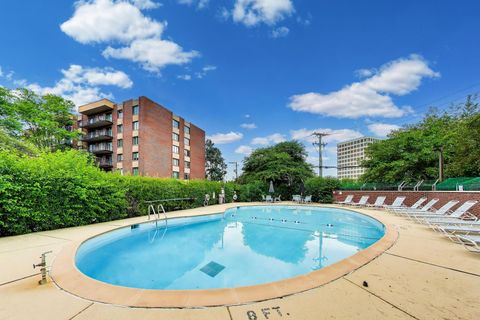 Tiny photo for 9558 Gross Point Road #A605, Skokie, IL 60076 (MLS # 12660219)