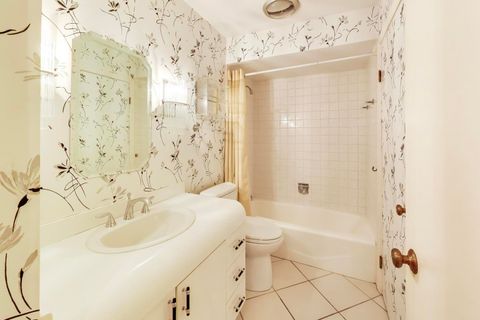 Tiny photo for 9558 Gross Point Road #A605, Skokie, IL 60076 (MLS # 12660219)