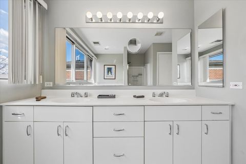 Tiny photo for 421 Milford Road, Deerfield, IL 60015 (MLS # 12617097)