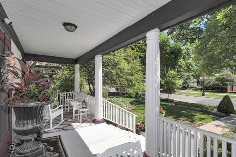 Tiny photo for 9608 S Longwood Drive, Chicago, IL 60643 (MLS # 12753366)