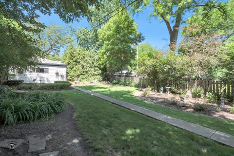 Tiny photo for 9608 S Longwood Drive, Chicago, IL 60643 (MLS # 12753366)