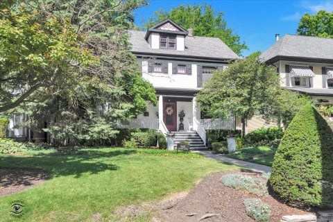 Tiny photo for 9608 S Longwood Drive, Chicago, IL 60643 (MLS # 12753366)