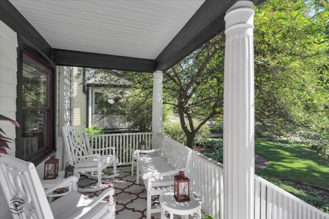 Tiny photo for 9608 S Longwood Drive, Chicago, IL 60643 (MLS # 12753366)