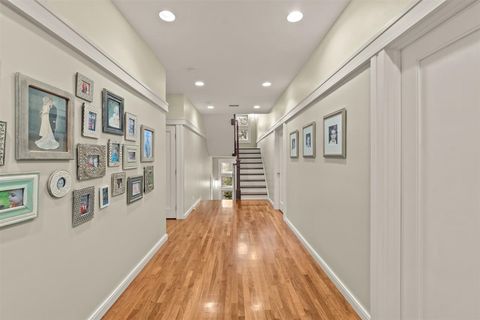 Tiny photo for 530 ESSEX Road, Kenilworth, IL 60043 (MLS # 12382419)