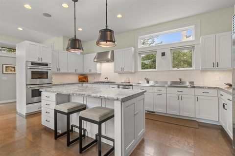 Tiny photo for 530 ESSEX Road, Kenilworth, IL 60043 (MLS # 12382419)