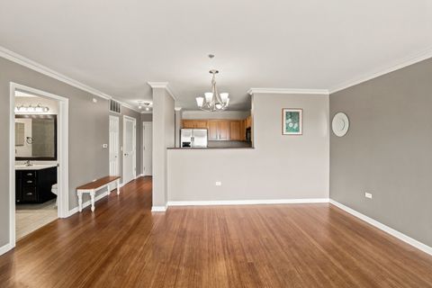 Tiny photo for 440 W Mahogany Court #603, Palatine, IL 60067 (MLS # 12685552)
