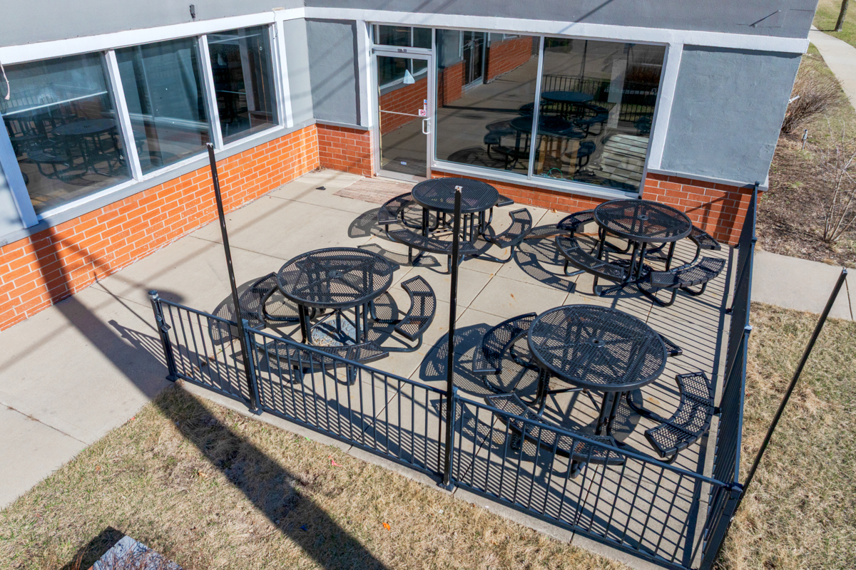 700 Northwest Highway