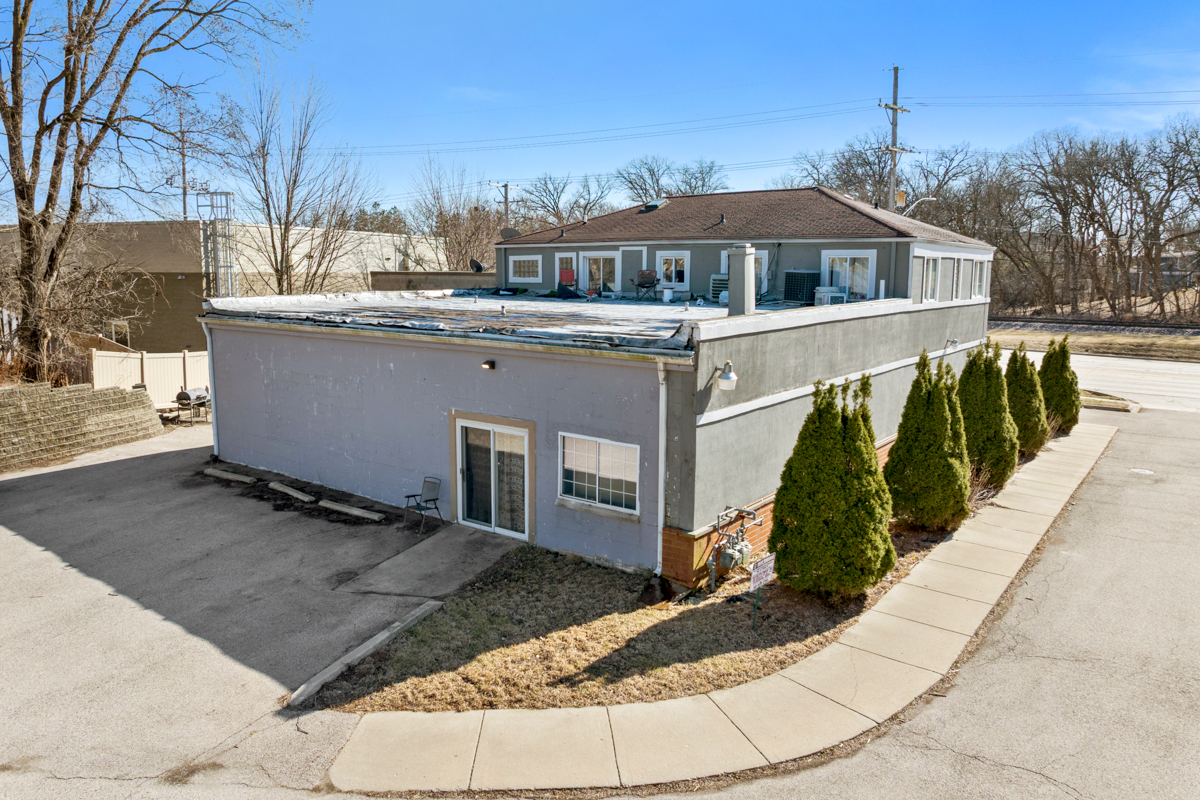 700 Northwest Highway