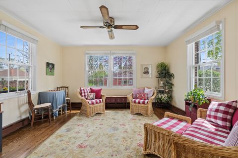 Tiny photo for 6901 N Oleander Avenue, Chicago, IL 60631 (MLS # 12621413)