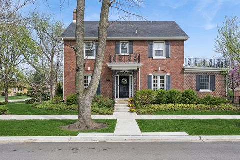 Photo of 6901 N Oleander Avenue, Chicago, IL 60631 (MLS # 12621413)