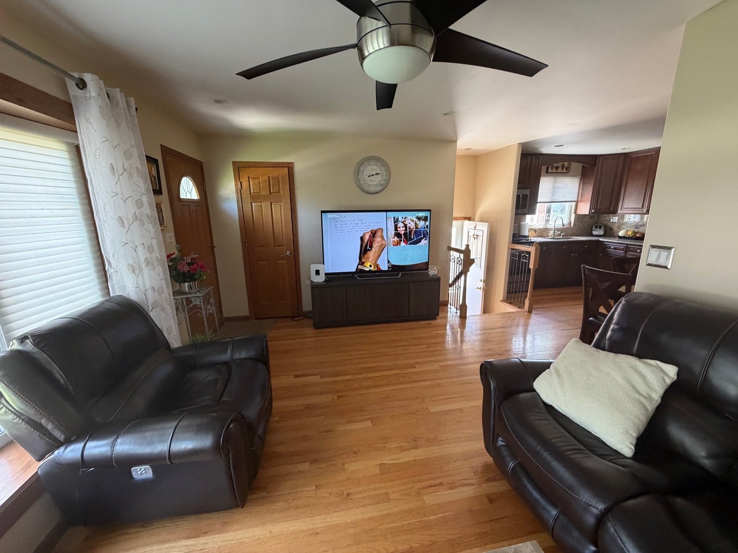 3442 Prairie Avenue