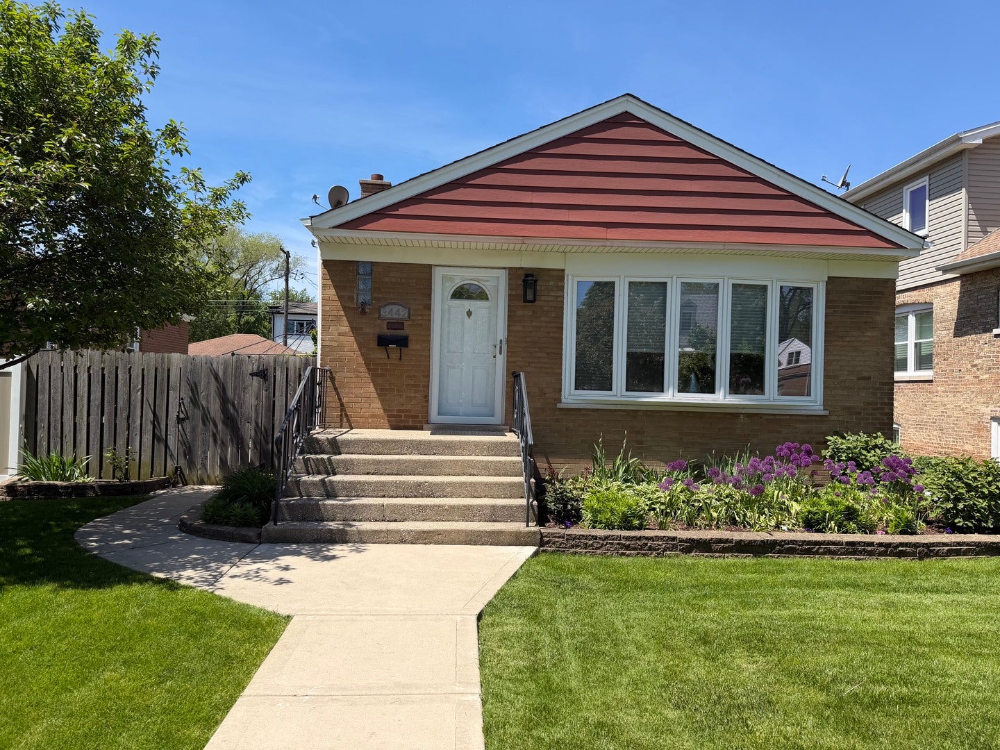 3442 Prairie Avenue