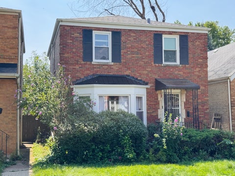 Photo of 2925 W Jerome Street, Chicago, IL 60645 (MLS # 12747577)
