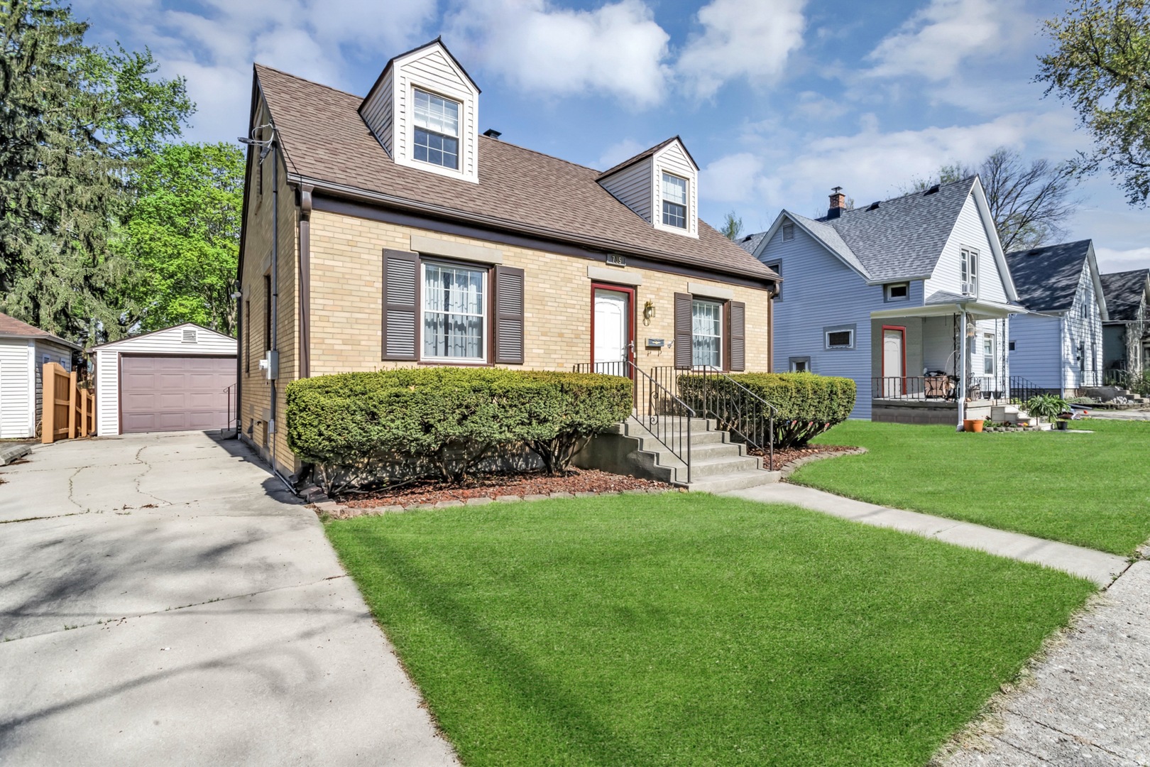 735 S 3rd Street