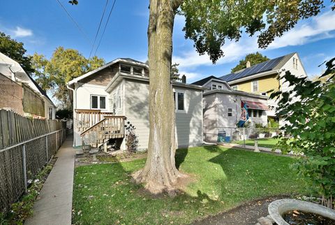Tiny photo for 5109 W Ainslie Street, Chicago, IL 60630 (MLS # 12507103)
