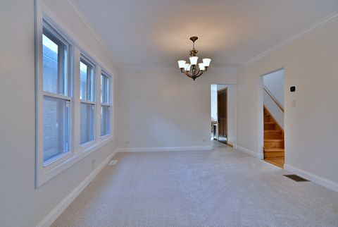 Tiny photo for 5109 W Ainslie Street, Chicago, IL 60630 (MLS # 12507103)