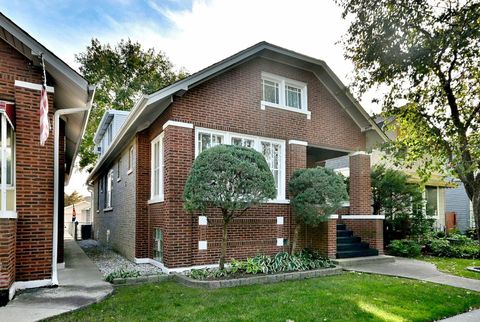 Tiny photo for 5109 W Ainslie Street, Chicago, IL 60630 (MLS # 12507103)