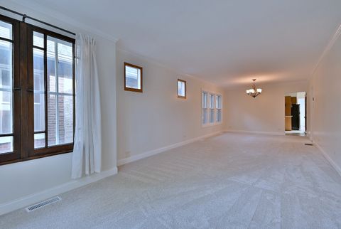 Tiny photo for 5109 W Ainslie Street, Chicago, IL 60630 (MLS # 12507103)