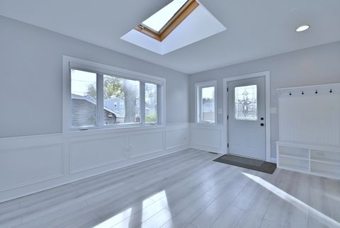 Tiny photo for 5109 W Ainslie Street, Chicago, IL 60630 (MLS # 12507103)