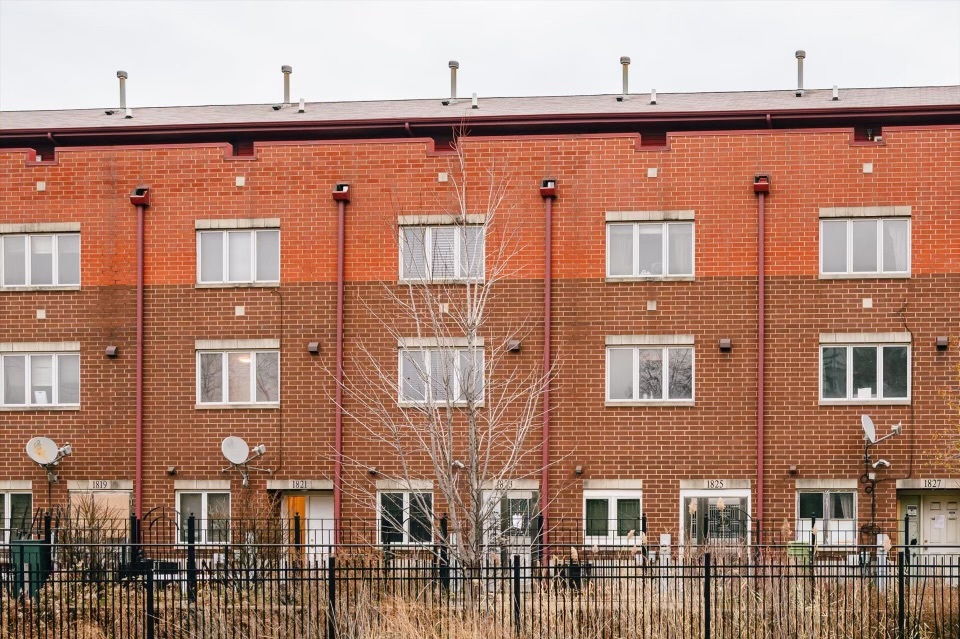 View Chicago, IL 60616 townhome