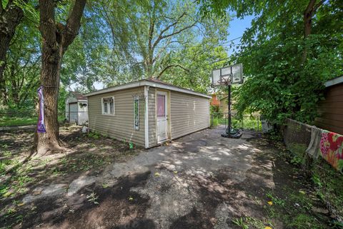 Tiny photo for 14819 Irving Avenue, Dolton, IL 60419 (MLS # 12454953)