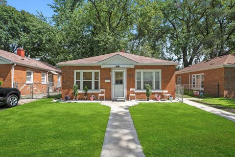 Photo of 14819 Irving Avenue, Dolton, IL 60419 (MLS # 12454953)