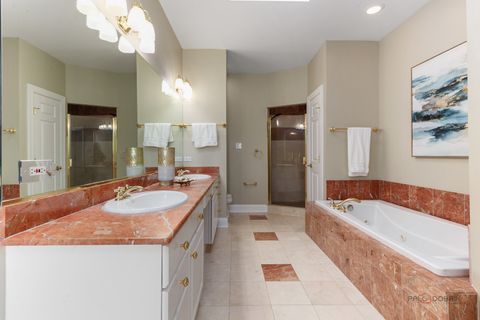 Tiny photo for 1 Enclave Way, Hawthorn Woods, IL 60047 (MLS # 12591532)