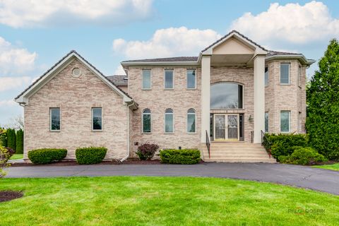Tiny photo for 1 Enclave Way, Hawthorn Woods, IL 60047 (MLS # 12591532)