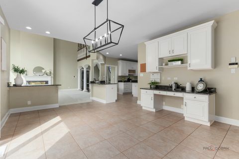 Tiny photo for 1 Enclave Way, Hawthorn Woods, IL 60047 (MLS # 12591532)